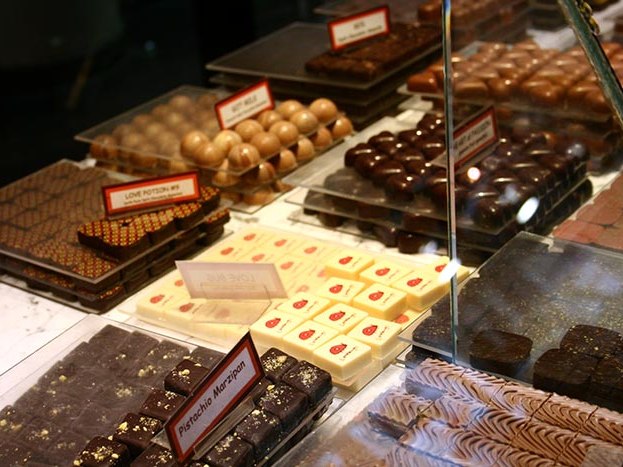 gourmet-chocolate-at-jacques-torres